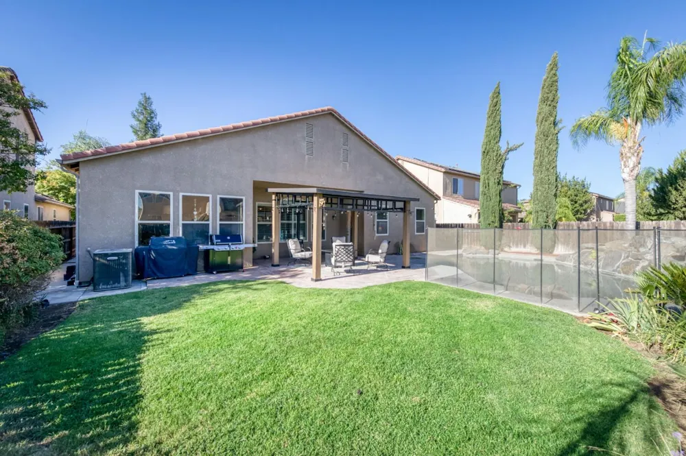 6611 W Morris Avenue Fresno, CA 93723
