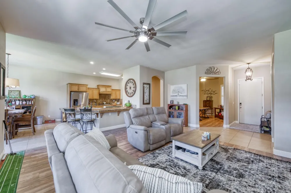 6611 W Morris Avenue Fresno, CA 93723