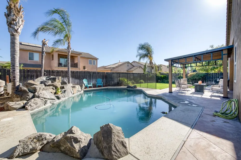 6611 W Morris Avenue Fresno, CA 93723