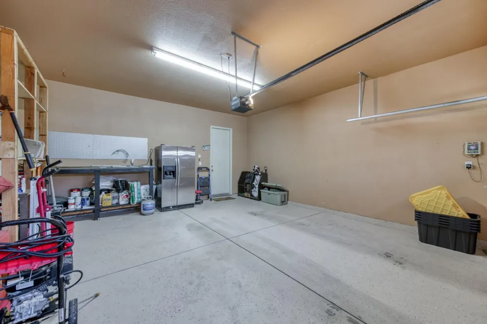 6611 W Morris Avenue Fresno, CA 93723