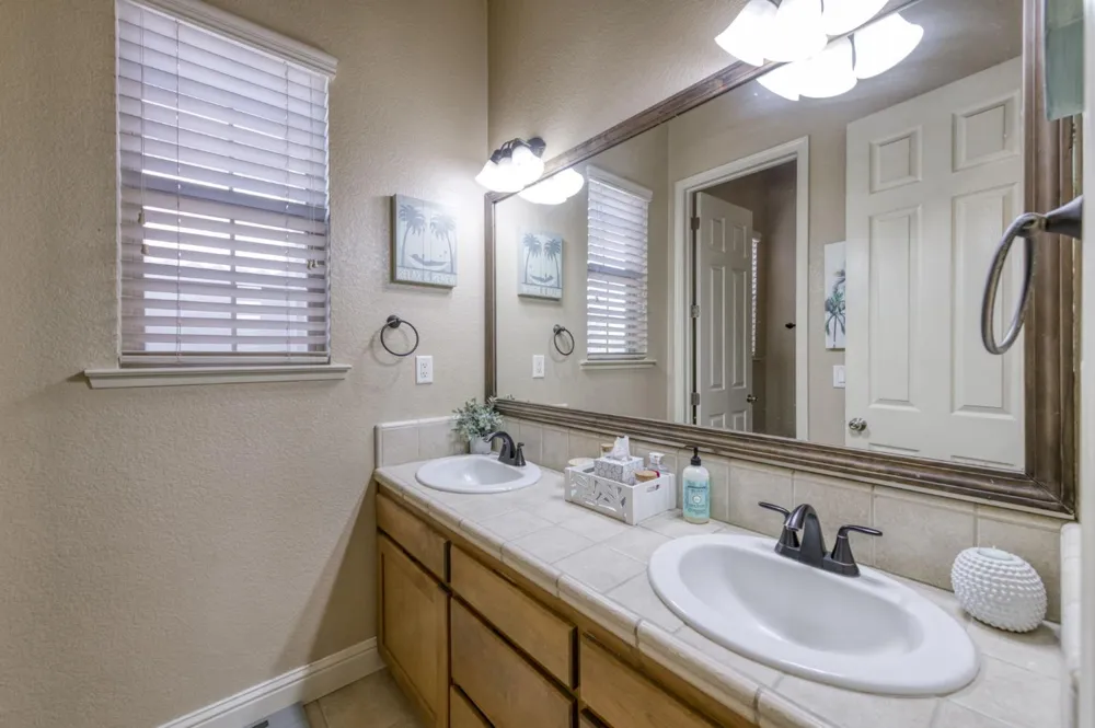 6611 W Morris Avenue Fresno, CA 93723