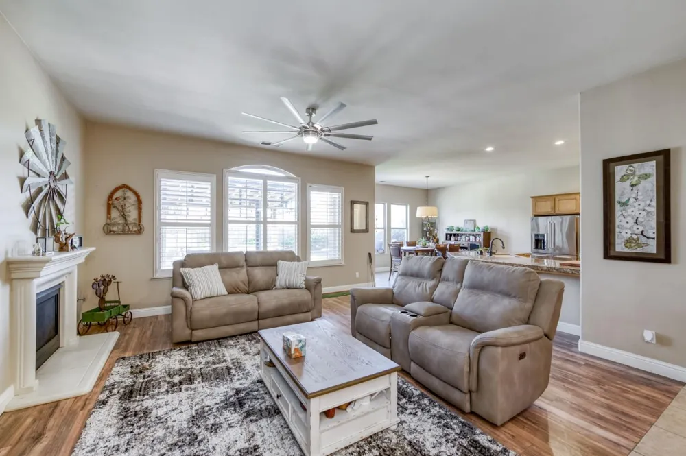 6611 W Morris Avenue Fresno, CA 93723