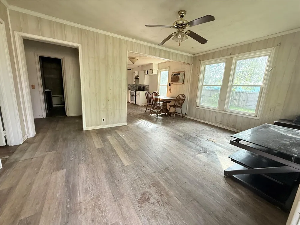 507 Orange Street Sweeny, TX 77480