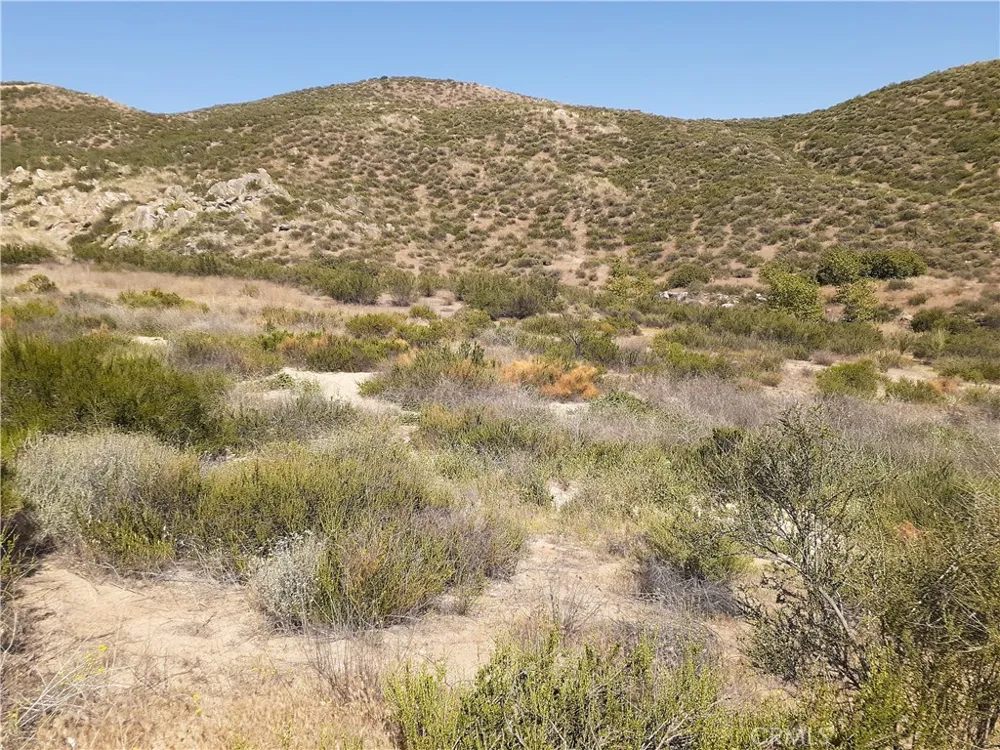 Los Altos Road Hemet, CA 92544