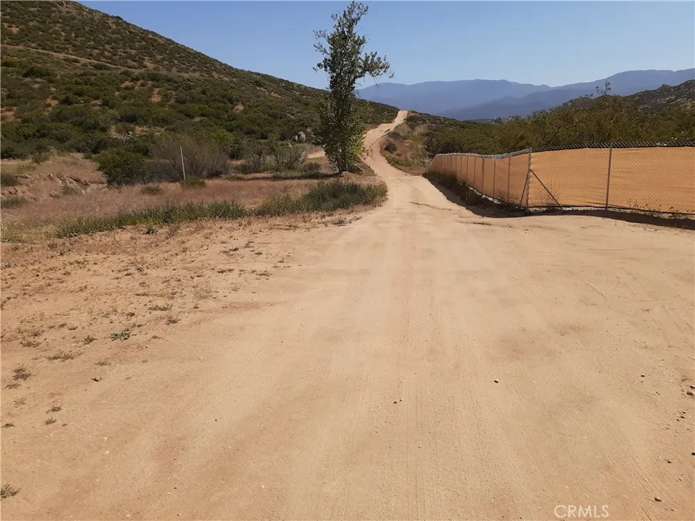 Los Altos Road Hemet, CA 92544