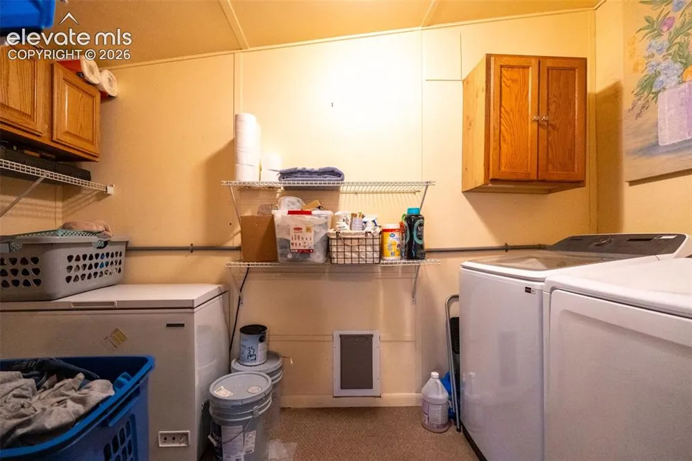 1615 Englewood Drive Pueblo, CO 81005