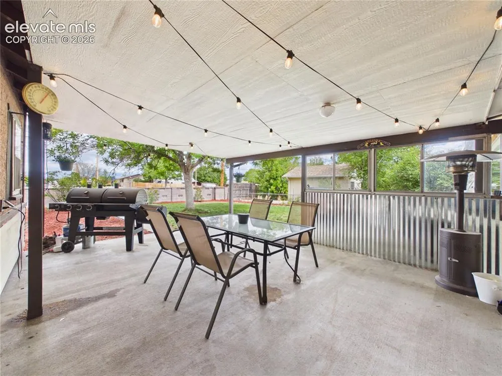 1615 Englewood Drive Pueblo, CO 81005