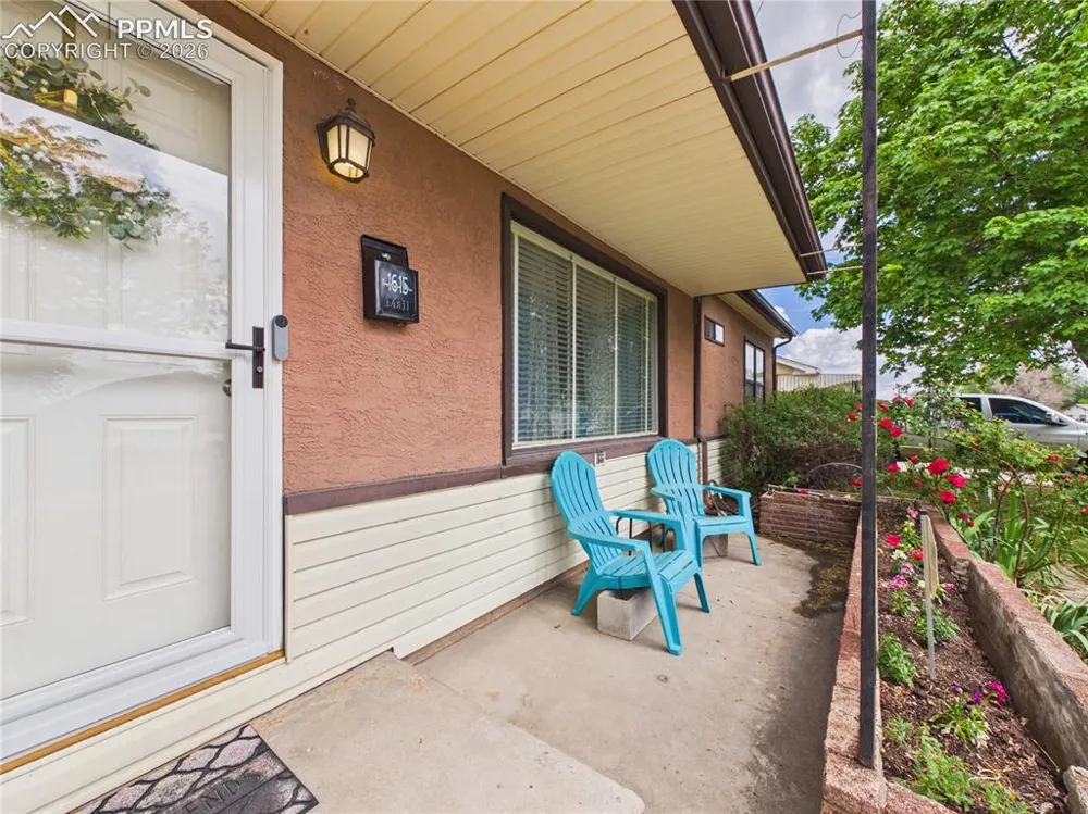 1615 Englewood Drive Pueblo, CO 81005
