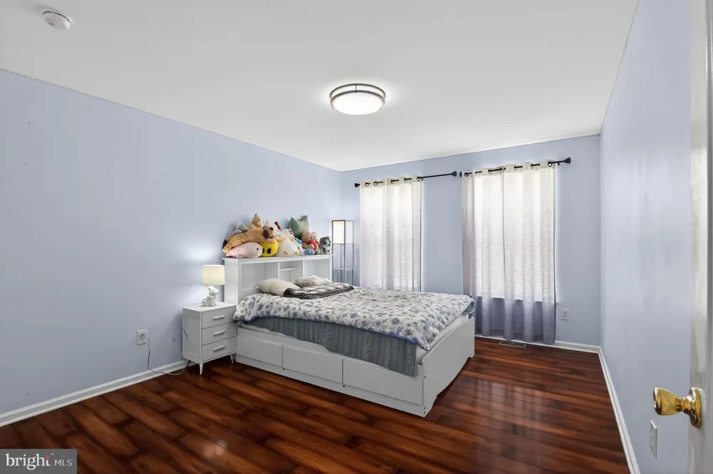 209 WESTWOOD ROAD Egg Harbor Township, NJ 08234