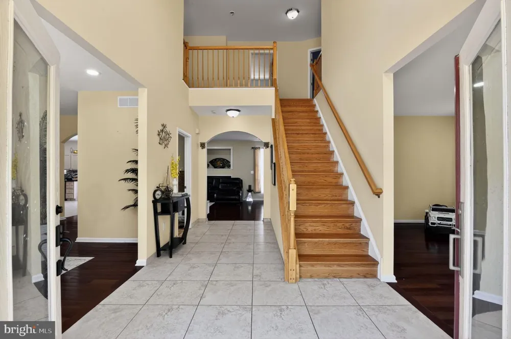 209 WESTWOOD ROAD Egg Harbor Township, NJ 08234
