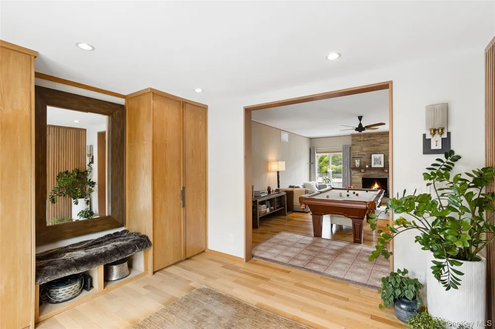 72 Hills Station Road Southampton, NY 11968