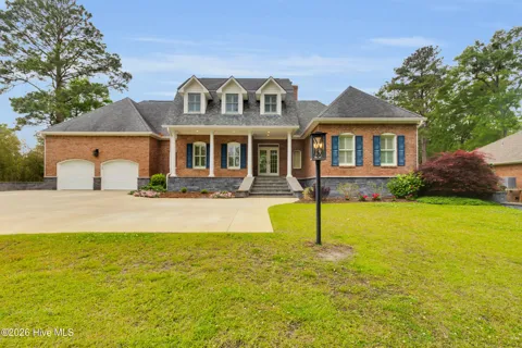 611 Creekwood Drive