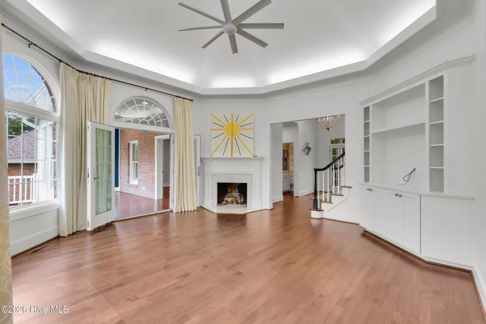 611 Creekwood Drive Trent Woods, NC 28562