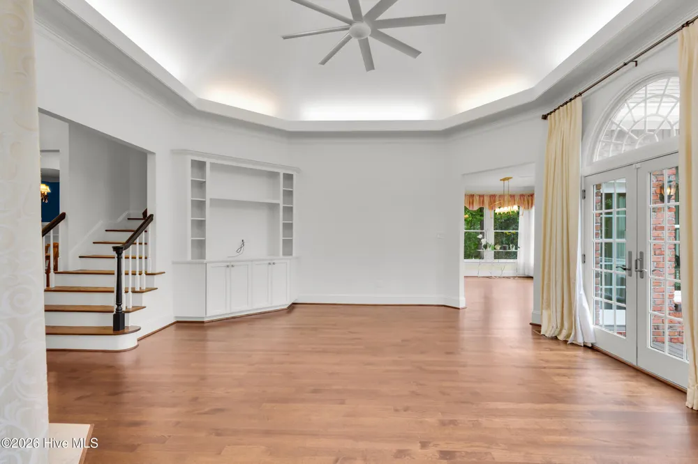 611 Creekwood Drive Trent Woods, NC 28562