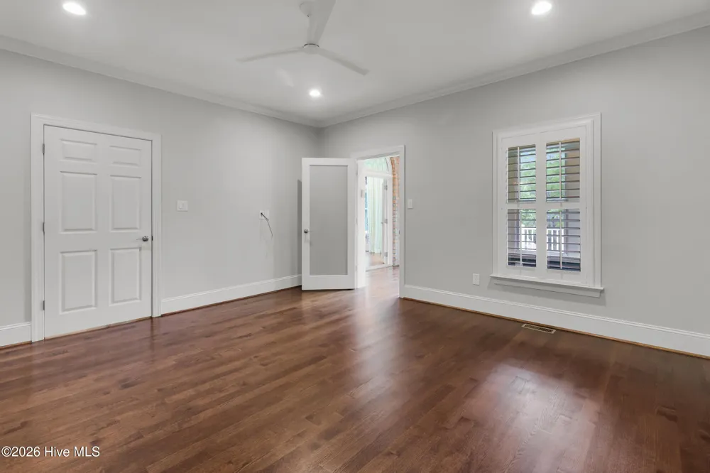611 Creekwood Drive Trent Woods, NC 28562