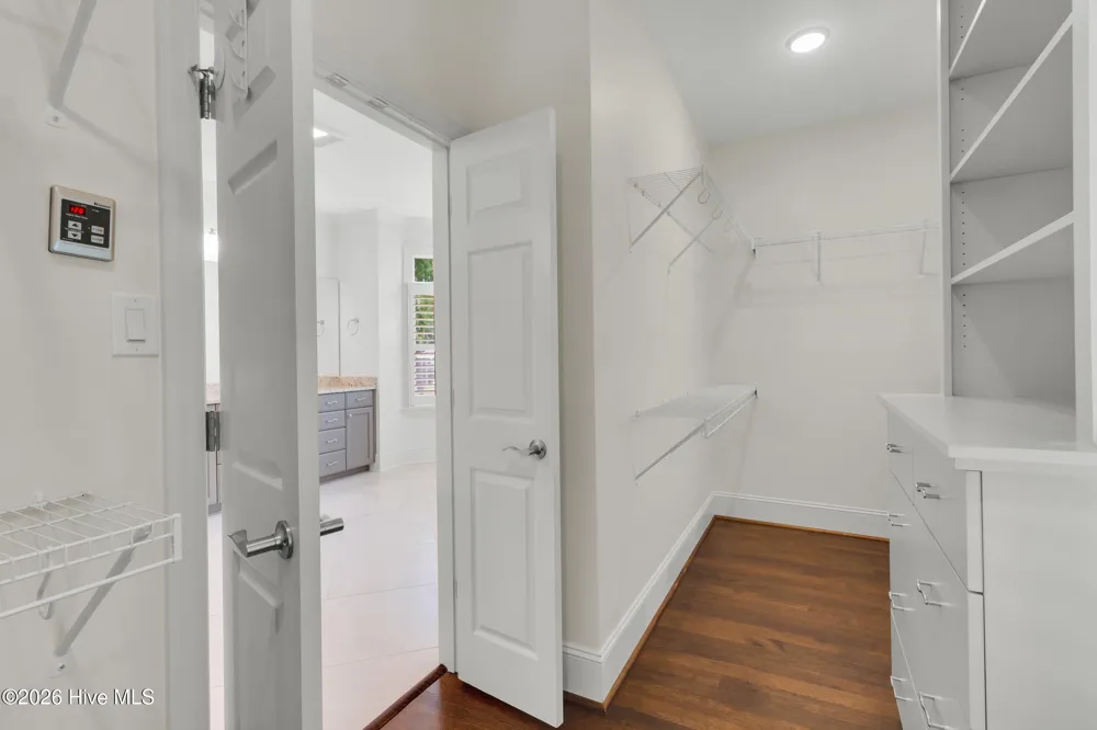 611 Creekwood Drive Trent Woods, NC 28562