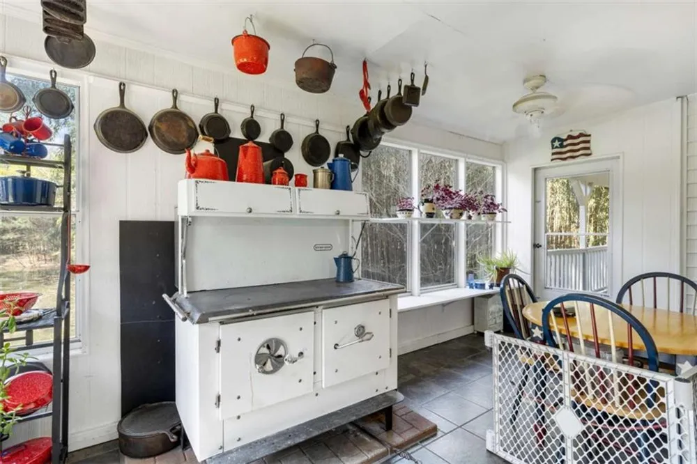 5948 Haywood Valley Road Summerville, GA 30747
