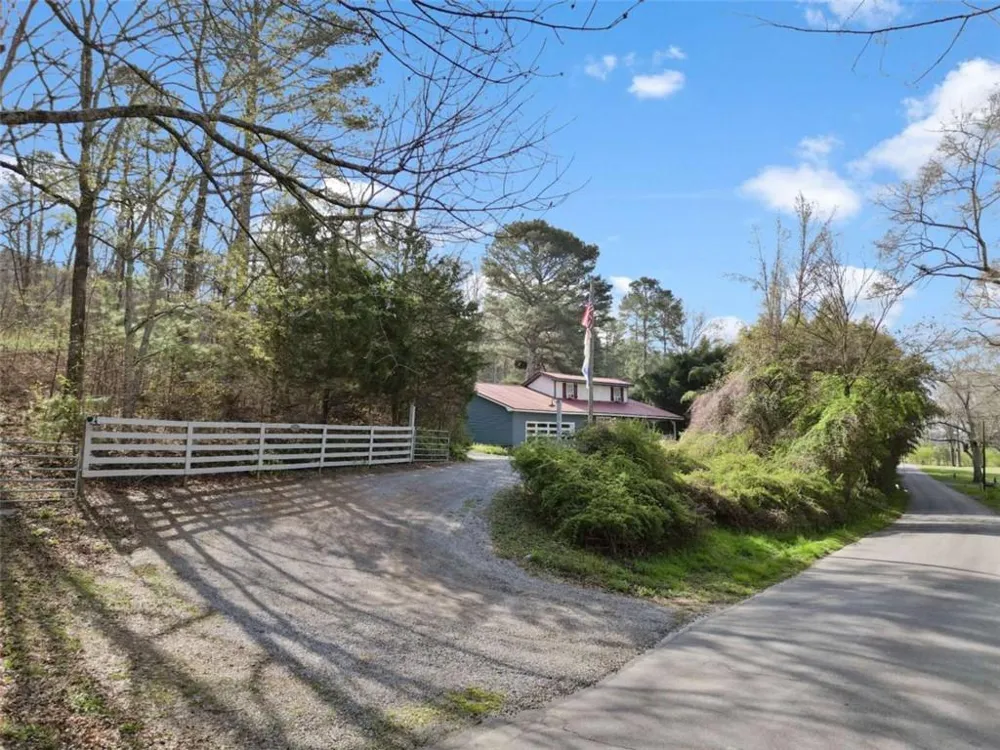 5948 Haywood Valley Road Summerville, GA 30747