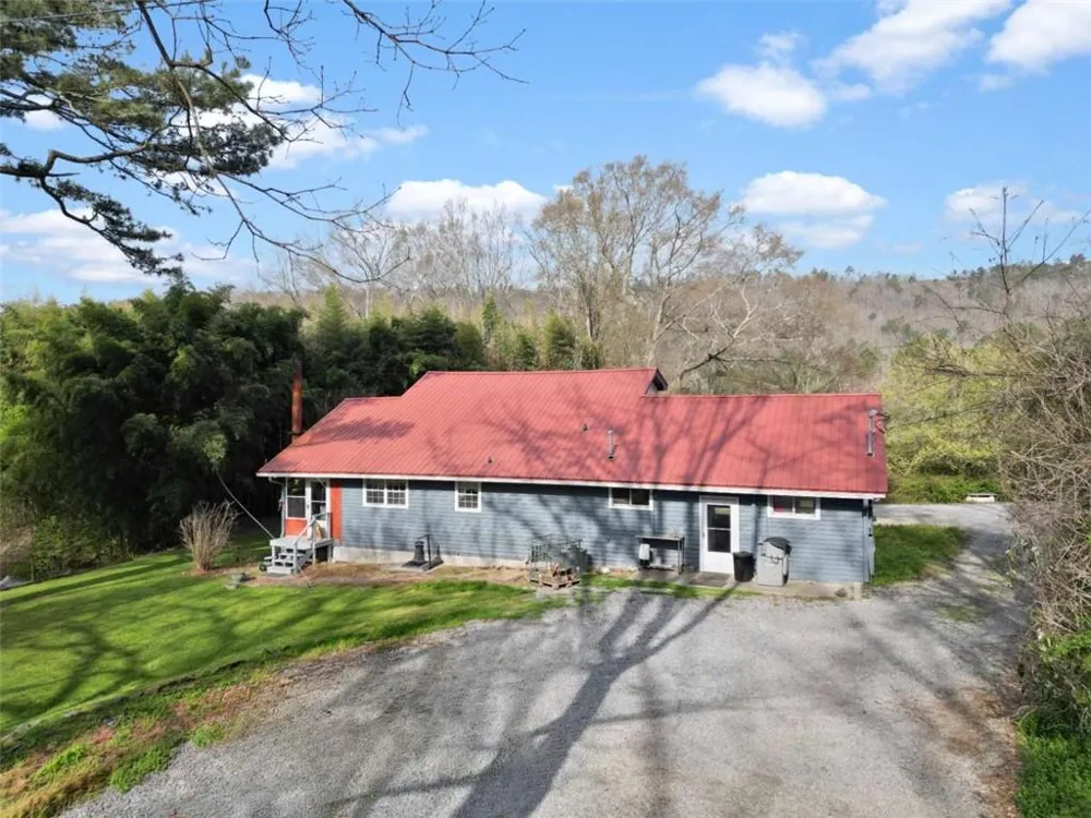 5948 Haywood Valley Road Summerville, GA 30747