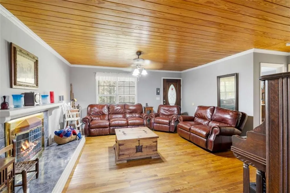 5948 Haywood Valley Road Summerville, GA 30747