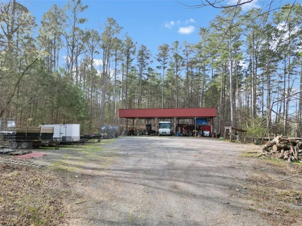 5948 Haywood Valley Road Summerville, GA 30747