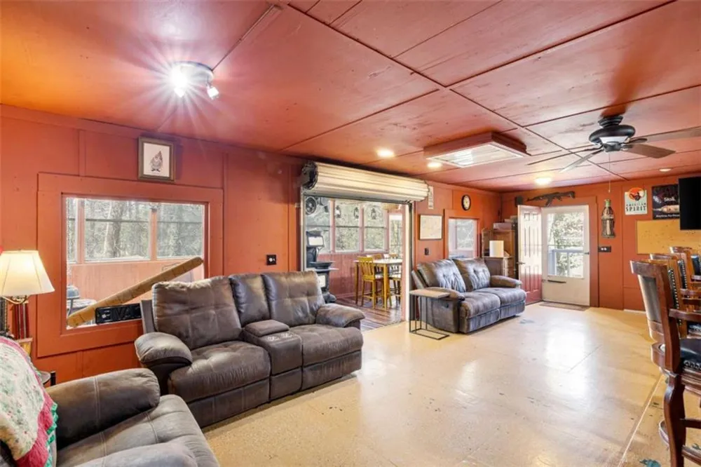 5948 Haywood Valley Road Summerville, GA 30747