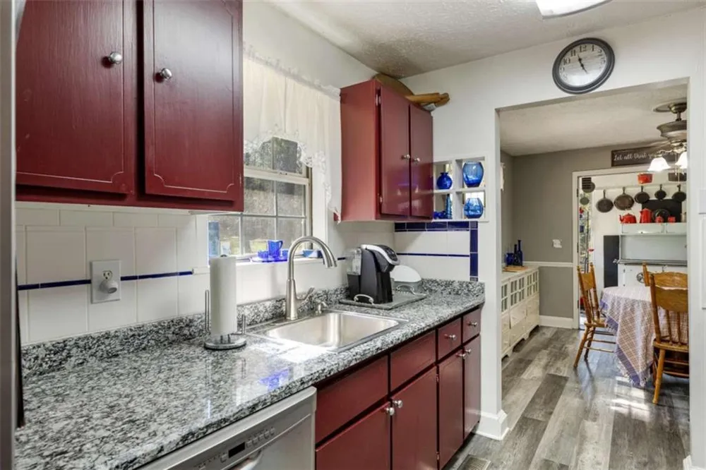5948 Haywood Valley Road Summerville, GA 30747