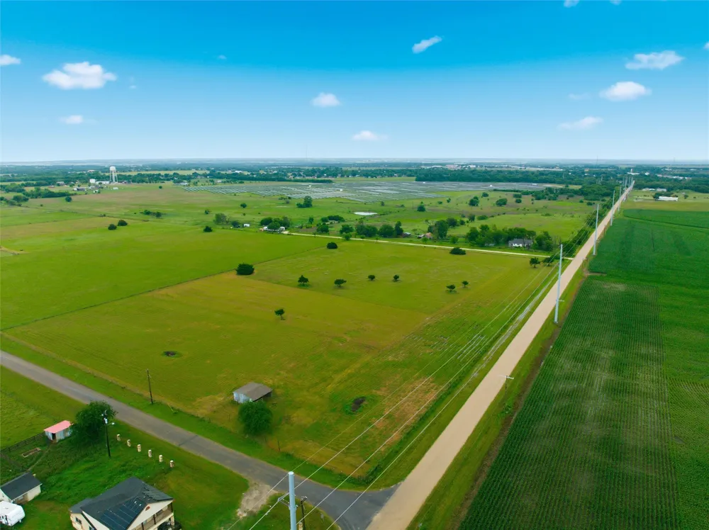 Wade Road Eddy, TX 76524