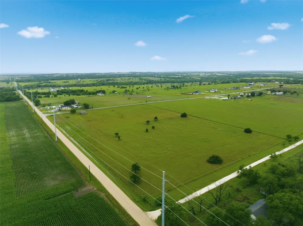 Wade Road Eddy, TX 76524