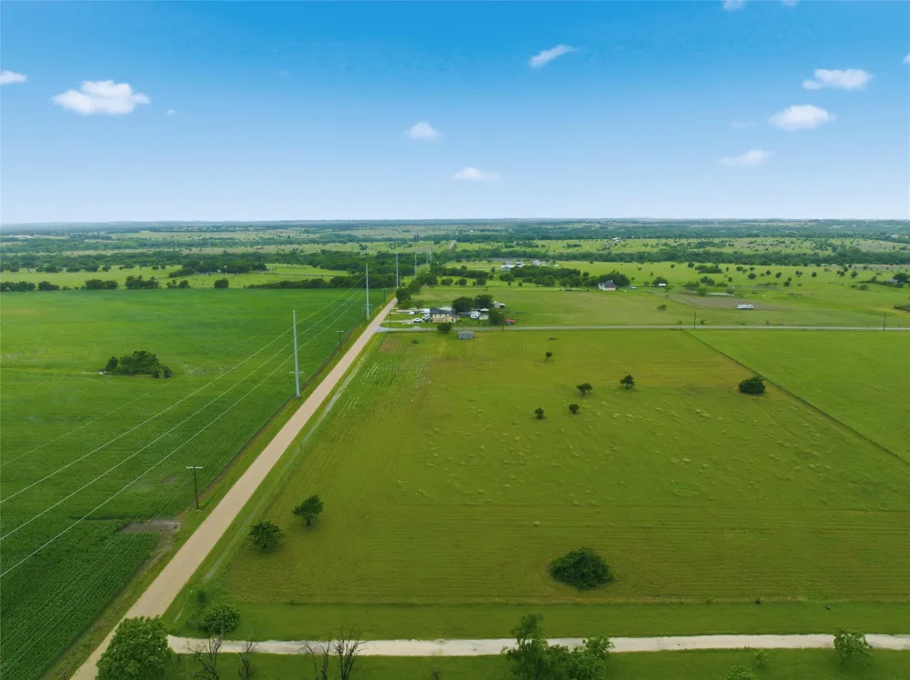 Wade Road Eddy, TX 76524