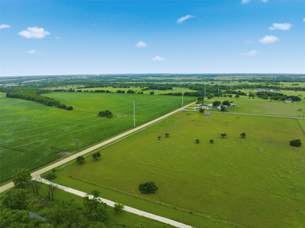 Wade Road Eddy, TX 76524