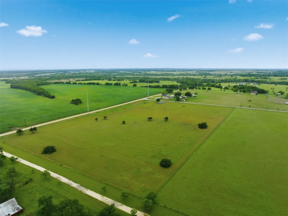 Wade Road Eddy, TX 76524