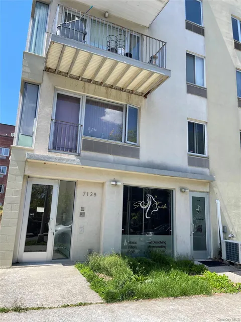 71-28 163rd Street #3B
