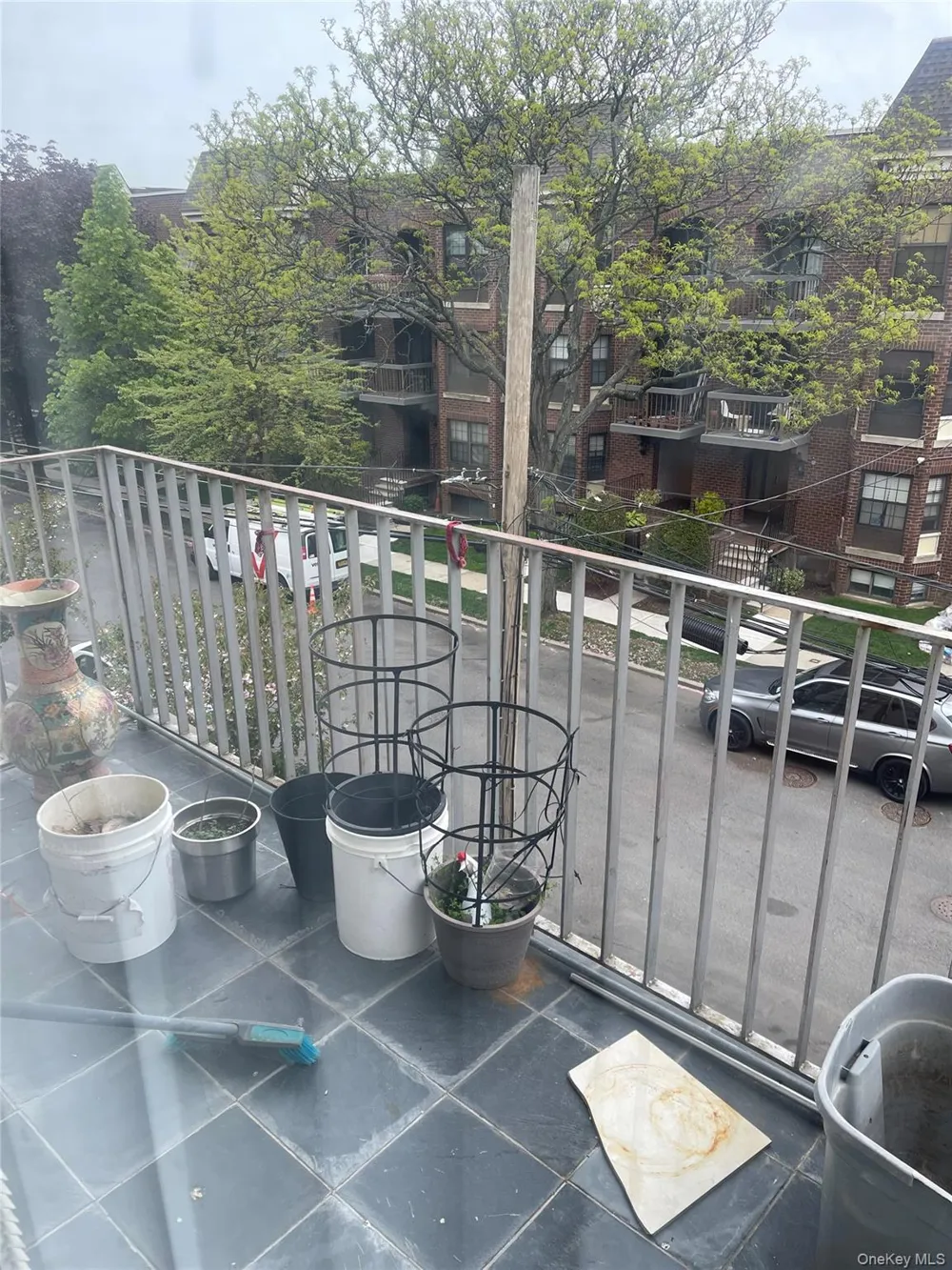71-28 163rd Street #3B Fresh Meadows, NY 11365