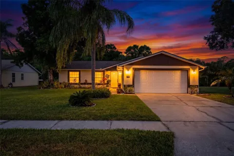 549 LONGWOOD CIRCLE