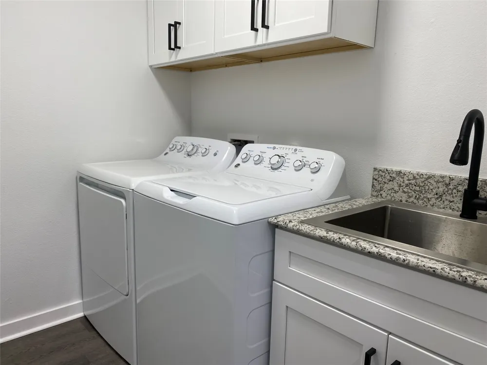 340 Sunnyside Drive #B Trenton, TX 75490