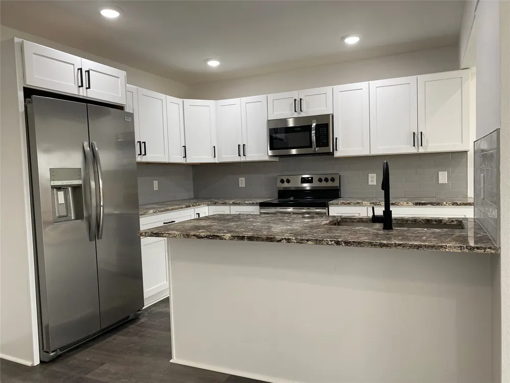 340 Sunnyside Drive #B Trenton, TX 75490