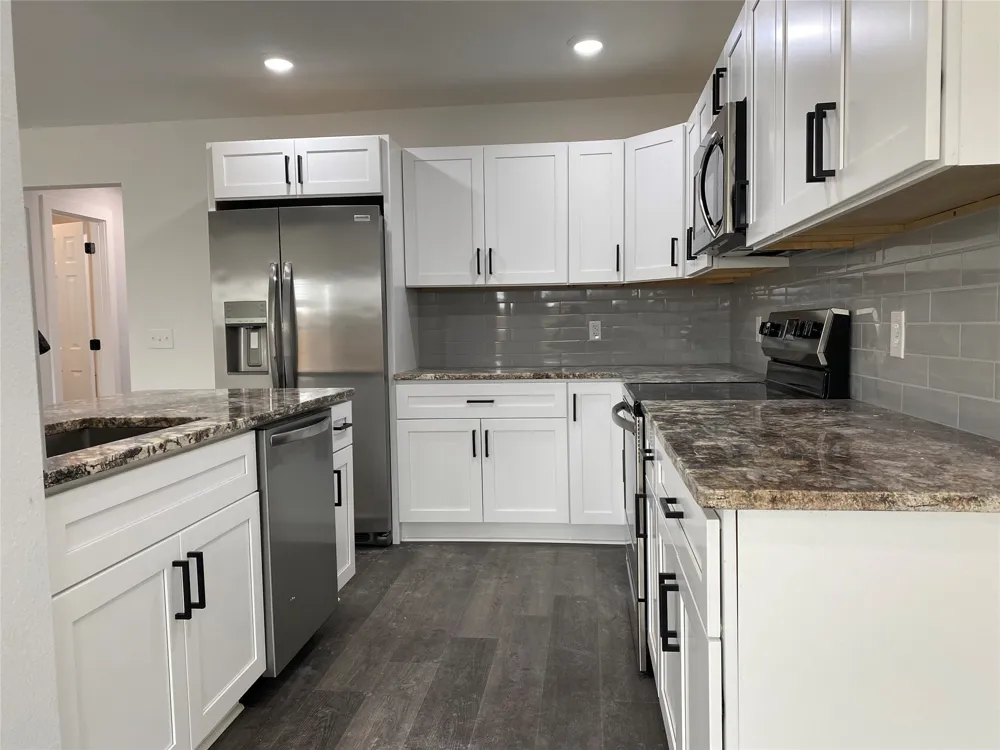 340 Sunnyside Drive #B Trenton, TX 75490
