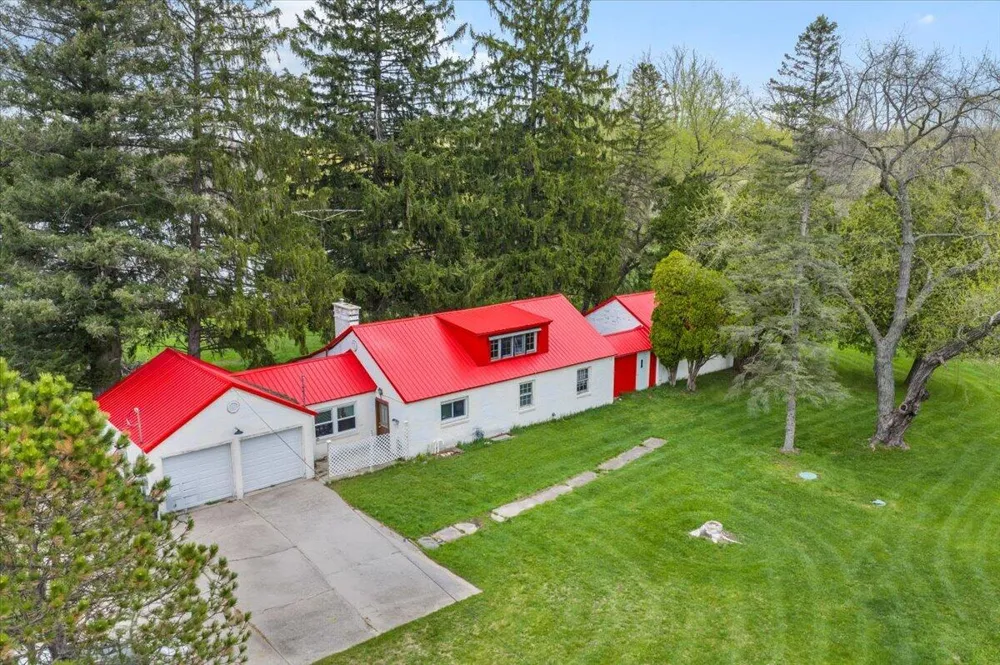 5599 Howard City Edmore Road Vestaburg, MI 48891