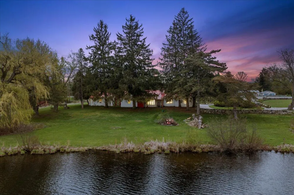 5599 Howard City Edmore Road Vestaburg, MI 48891