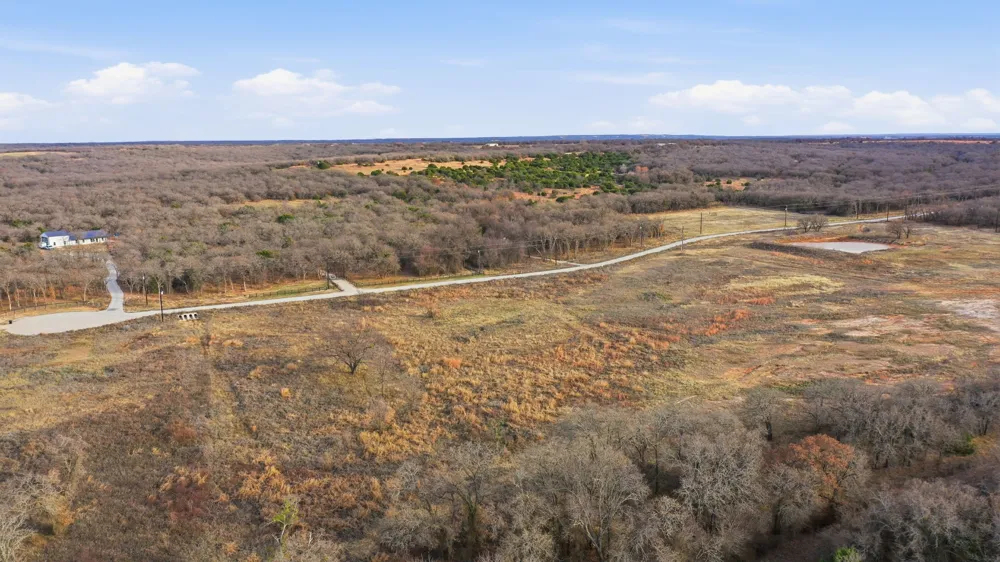 633 Stallion Meadows Drive Perrin, TX 76486
