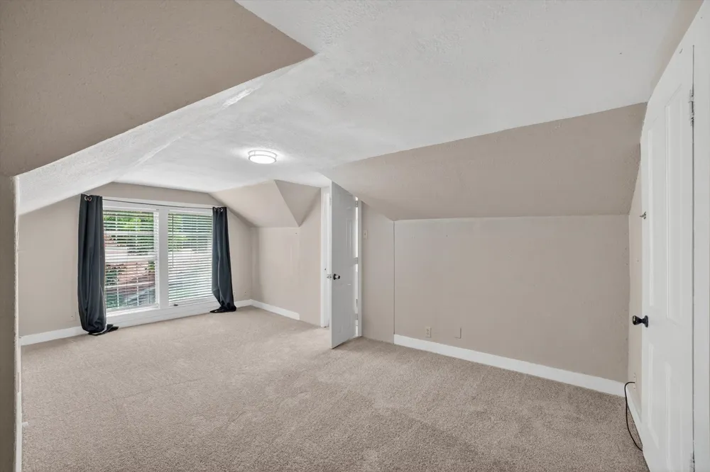 504 W Grove Street Kaufman, TX 75142