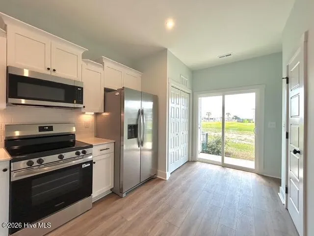650 Cedar Point Boulevard #F5 Cedar Point, NC 28584