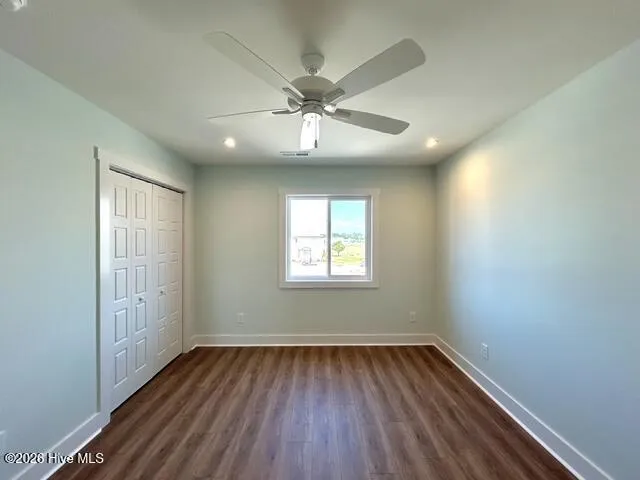 650 Cedar Point Boulevard #F5 Cedar Point, NC 28584