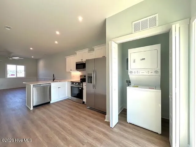 650 Cedar Point Boulevard #F5 Cedar Point, NC 28584