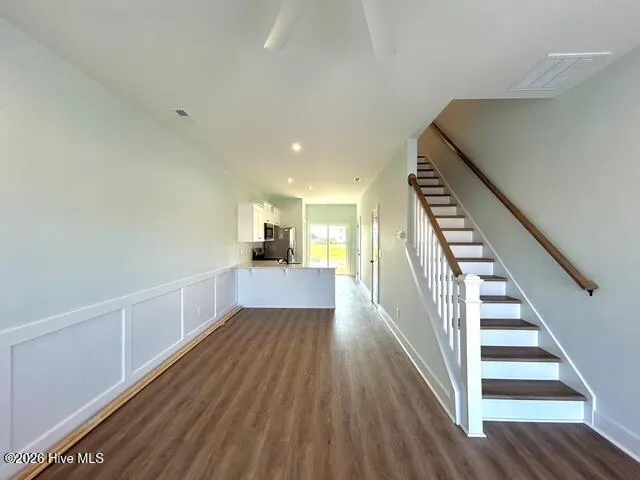650 Cedar Point Boulevard #F5 Cedar Point, NC 28584