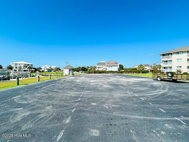 650 Cedar Point Boulevard #F5 Cedar Point, NC 28584
