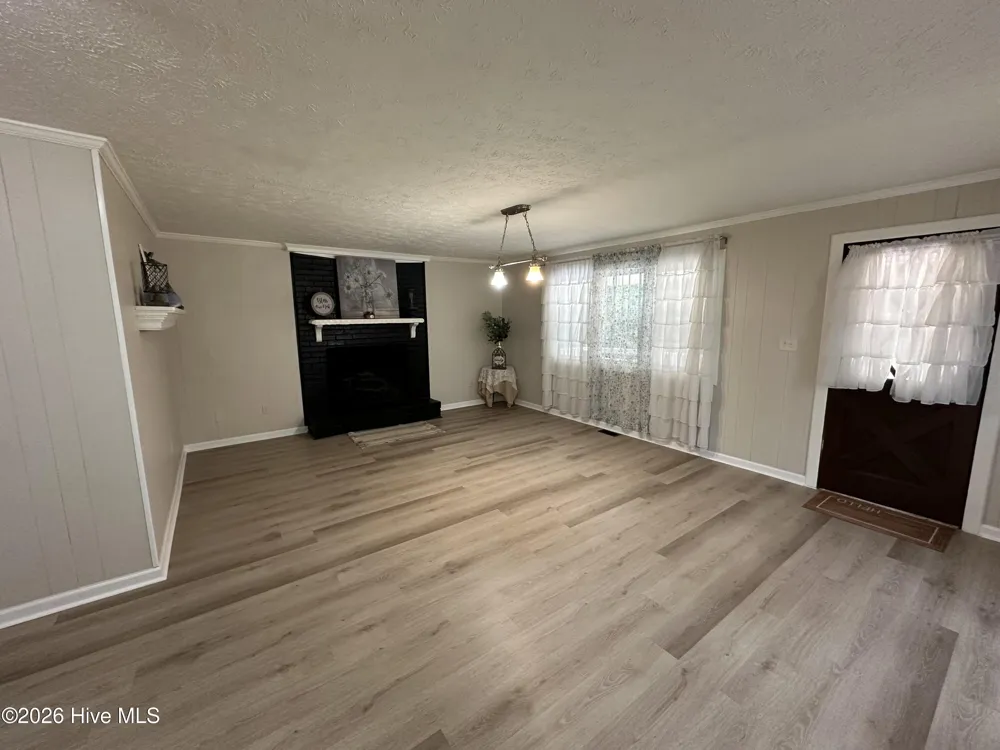 10481 Bostic Road Laurinburg, NC 28352