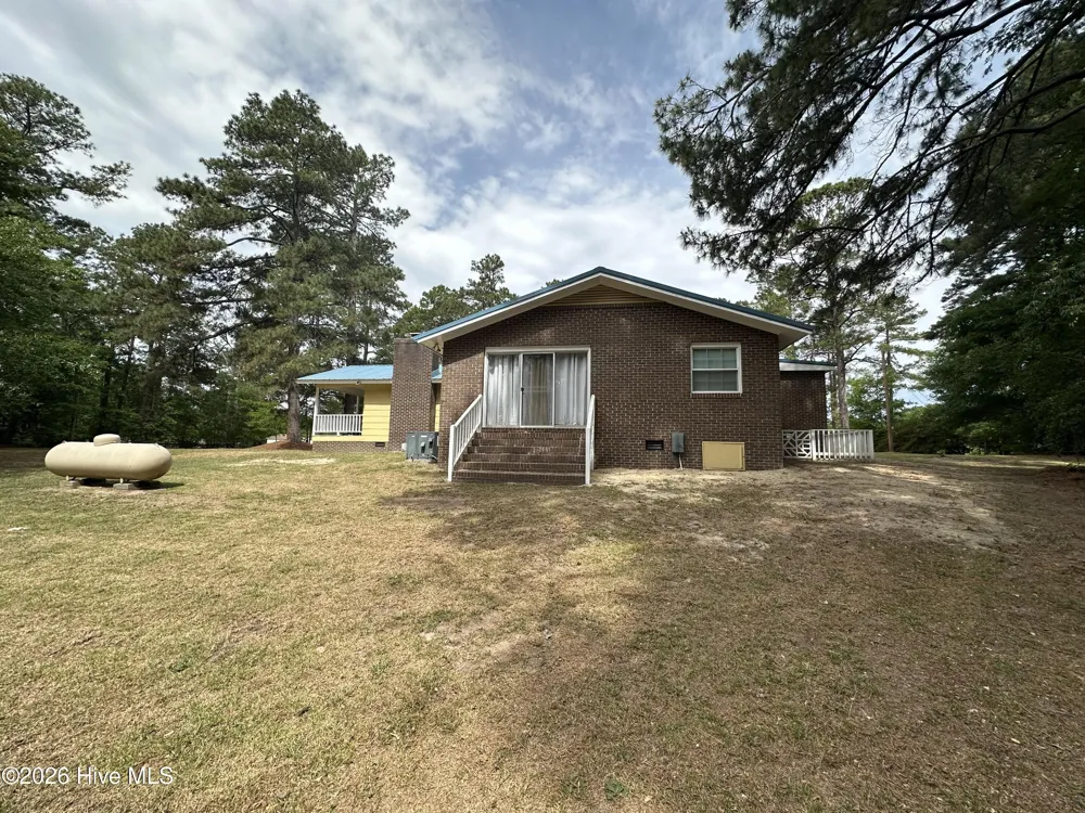 10481 Bostic Road Laurinburg, NC 28352