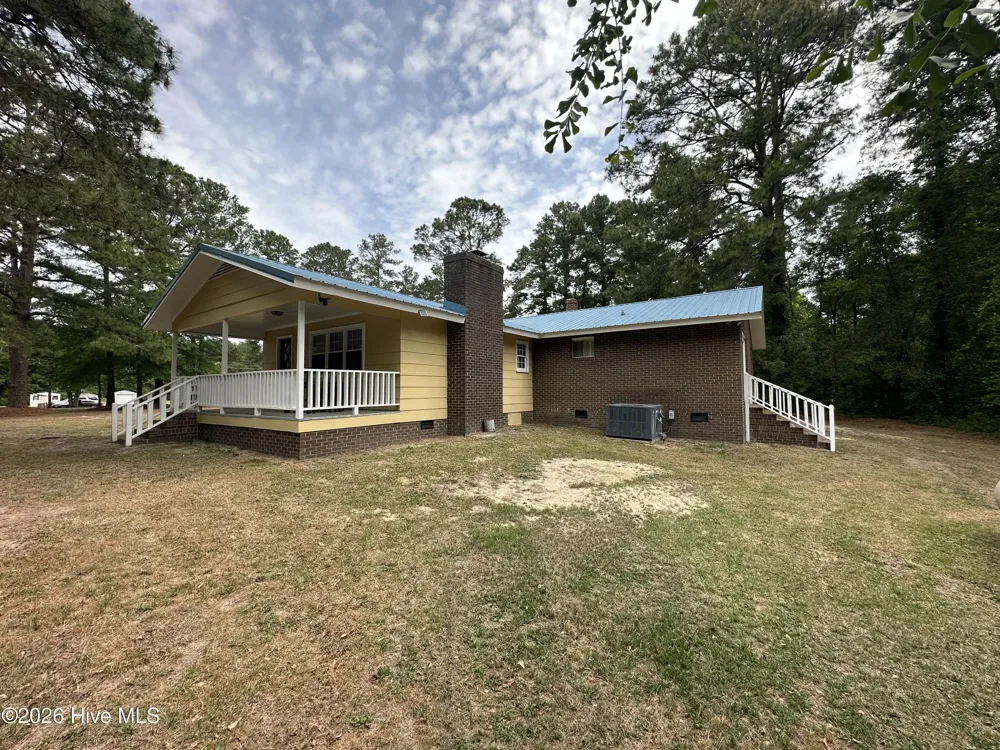 10481 Bostic Road Laurinburg, NC 28352
